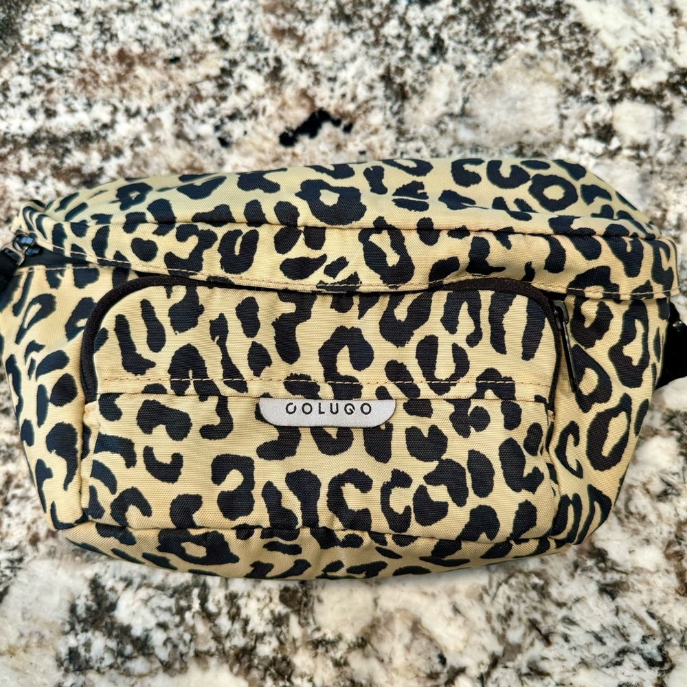 Colugo fanny pack/ stroller organizer